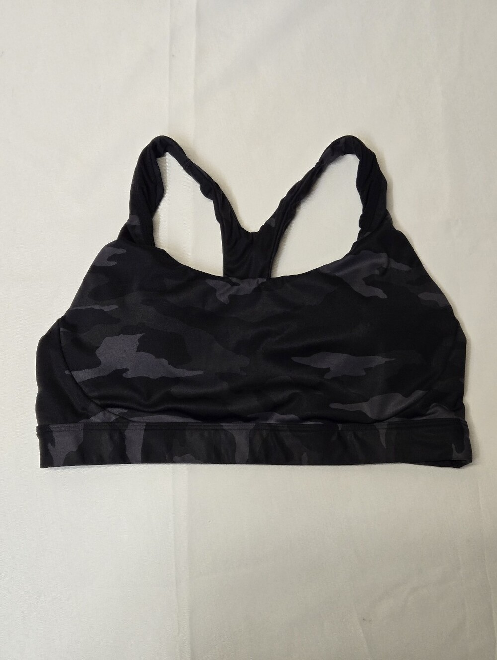 Athleta Sports Bra Black Gray Camo Ultimate Printed A-C Cup Womens Medium